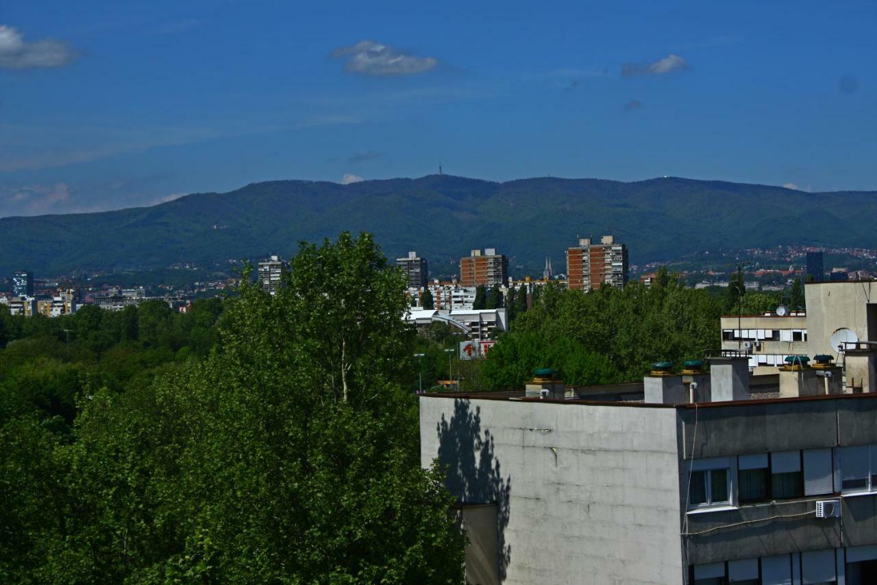 See U In Zagreb Apartment Bagian luar foto