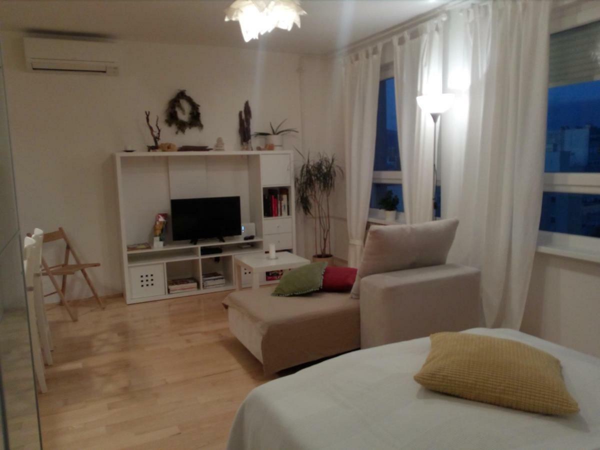 See U In Zagreb Apartment Bagian luar foto